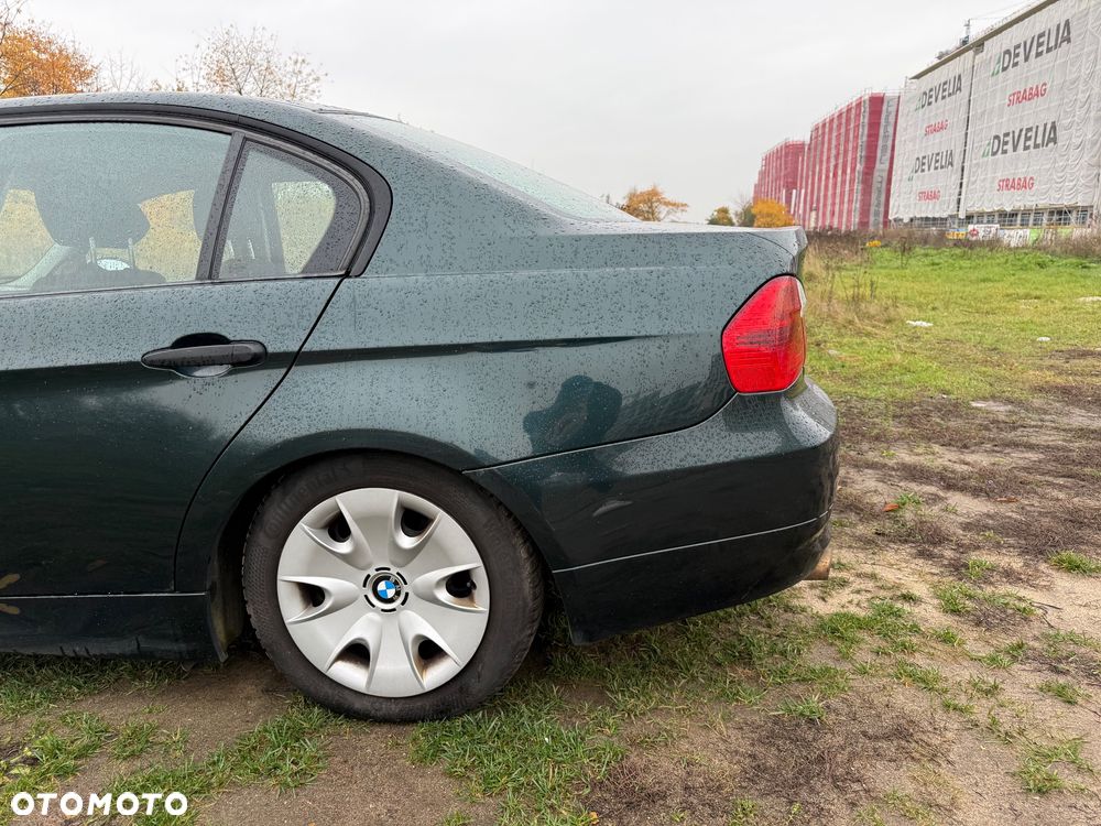 BMW Seria 3 318i - 18