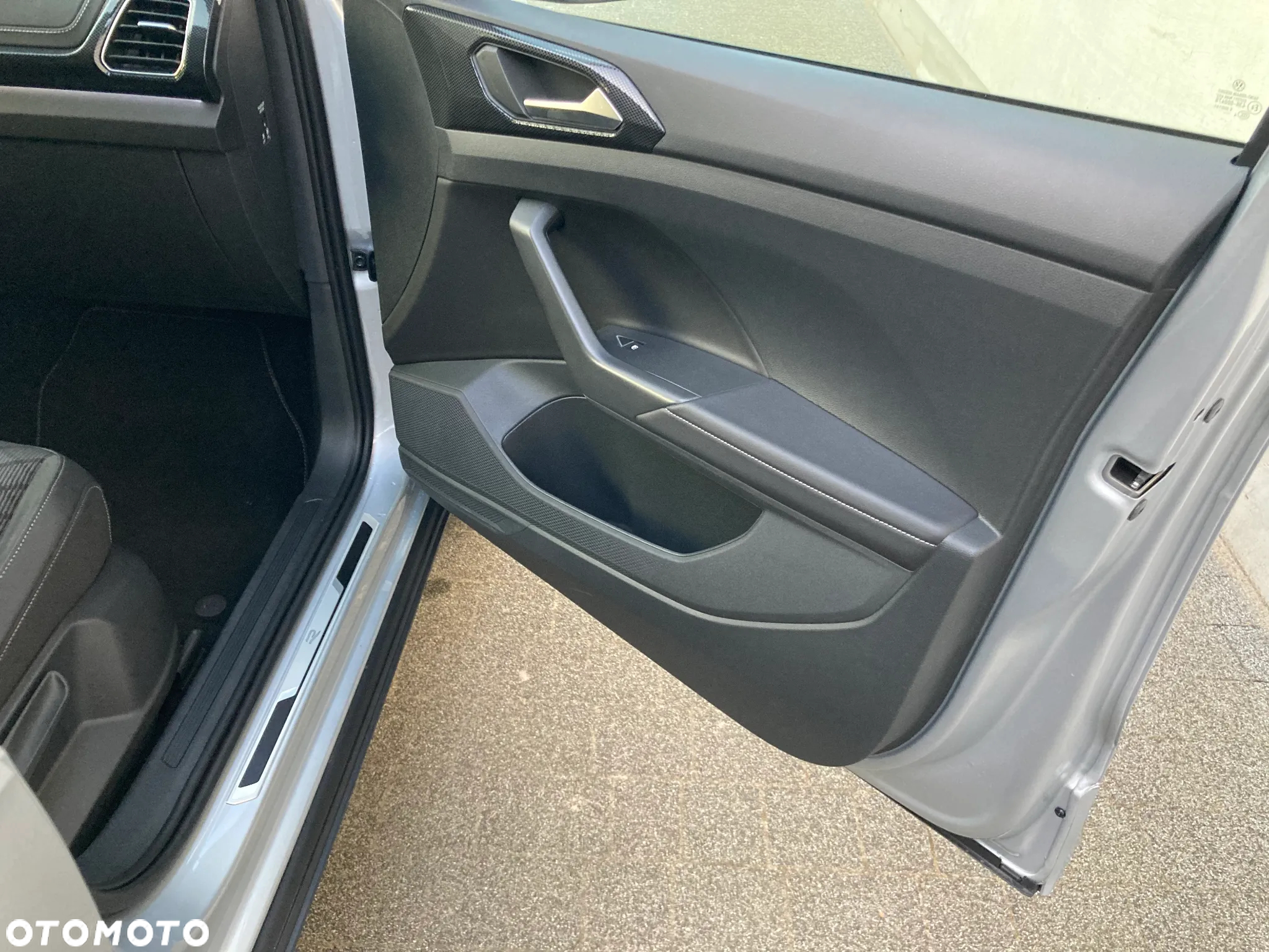 Volkswagen T-Cross 1.5 TSI ACT OPF DSG R-Line - 23