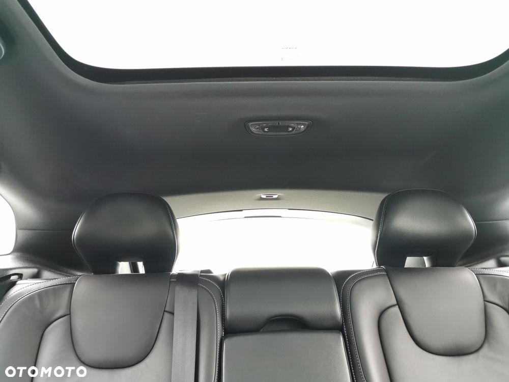 Volvo V40 D4 RDesign - 7