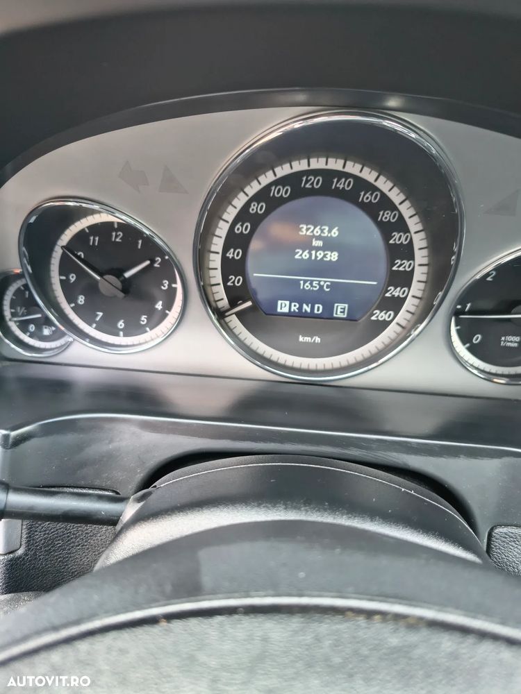 Mercedes-Benz E - 6