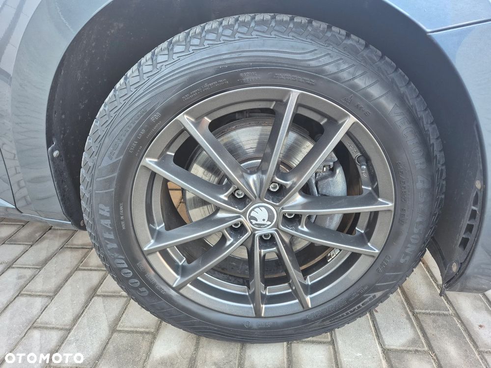 Skoda Superb - 17