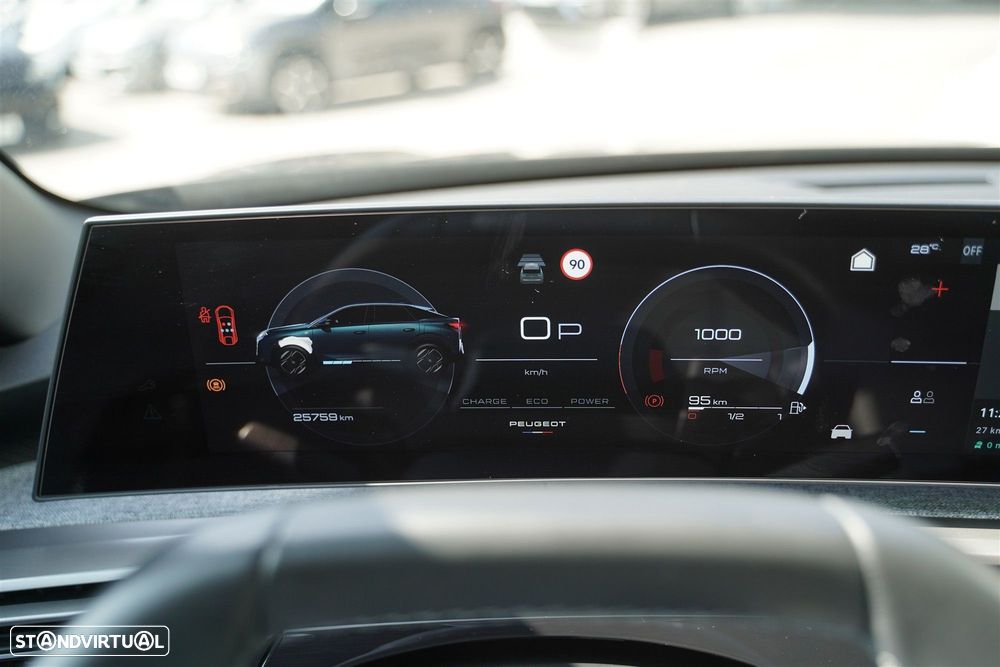 Peugeot 3008 1.2 Hybrid Allure e-DCS6 - 23