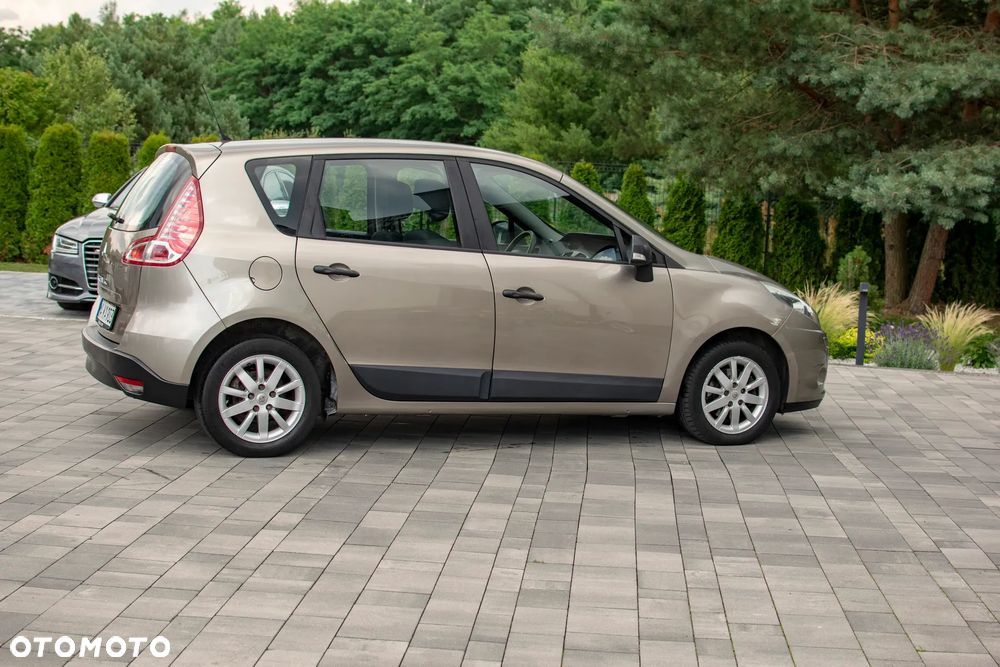 Renault Scenic - 19