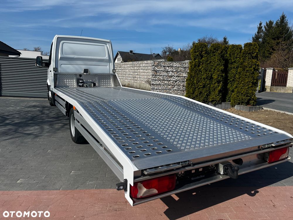 Mercedes-Benz Sprinter - 7