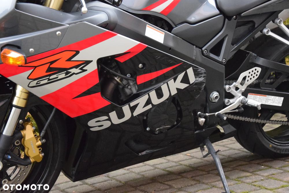 Suzuki GSX-R - 7