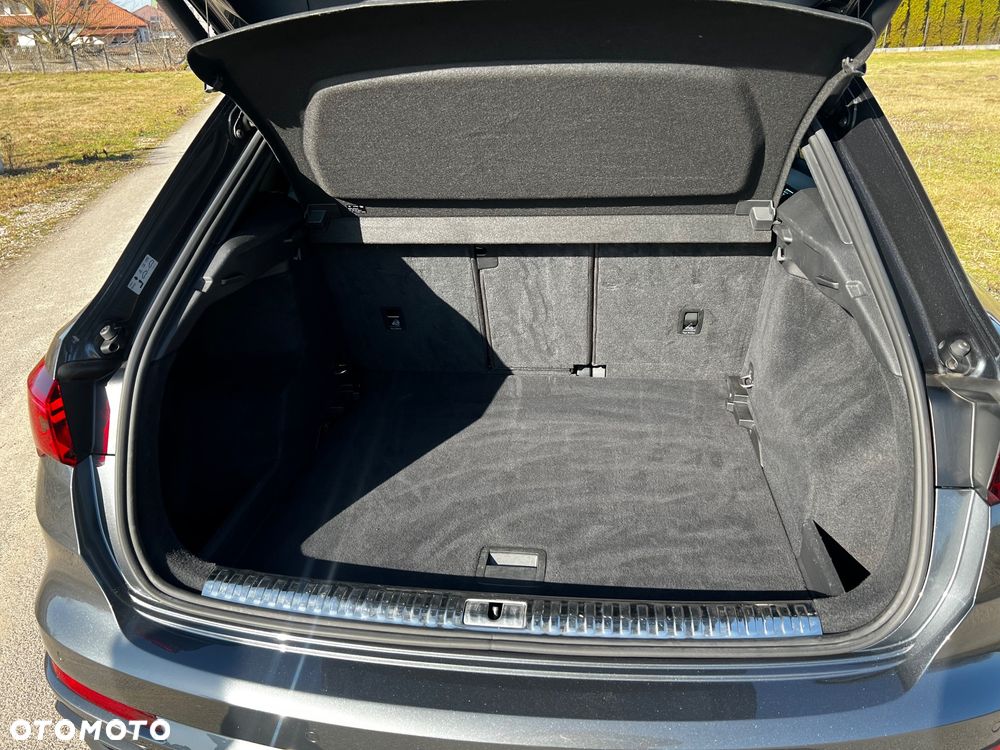 Audi Q3 40 TFSI Quattro S-Line S tronic - 28