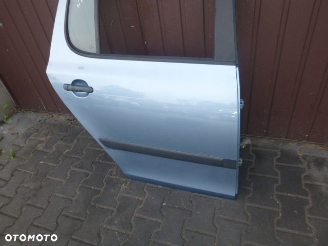 DRZWI PRAWY TYŁ PRAWE TYLNE SKODA FABIA II HB KOMPLETNE KOLOR 9154 07- - 17