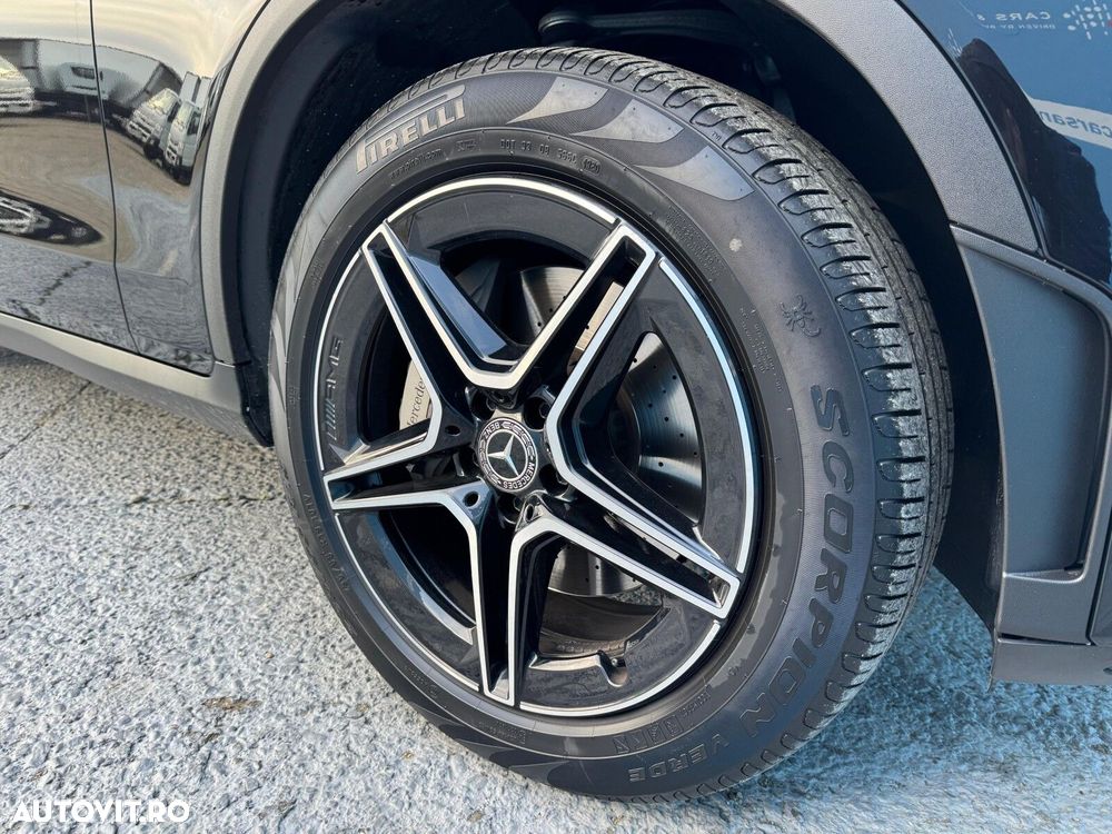 Mercedes-Benz GLC - 30