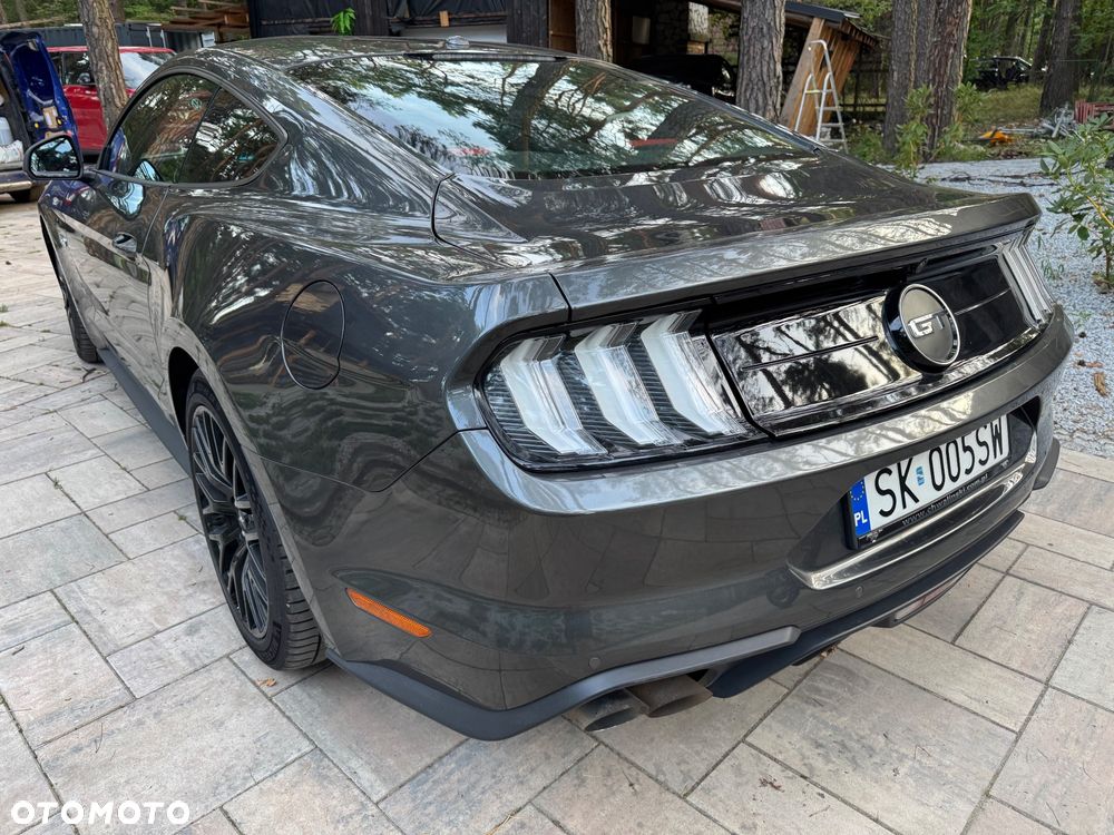 Ford Mustang 5.0 V8 GT - 5