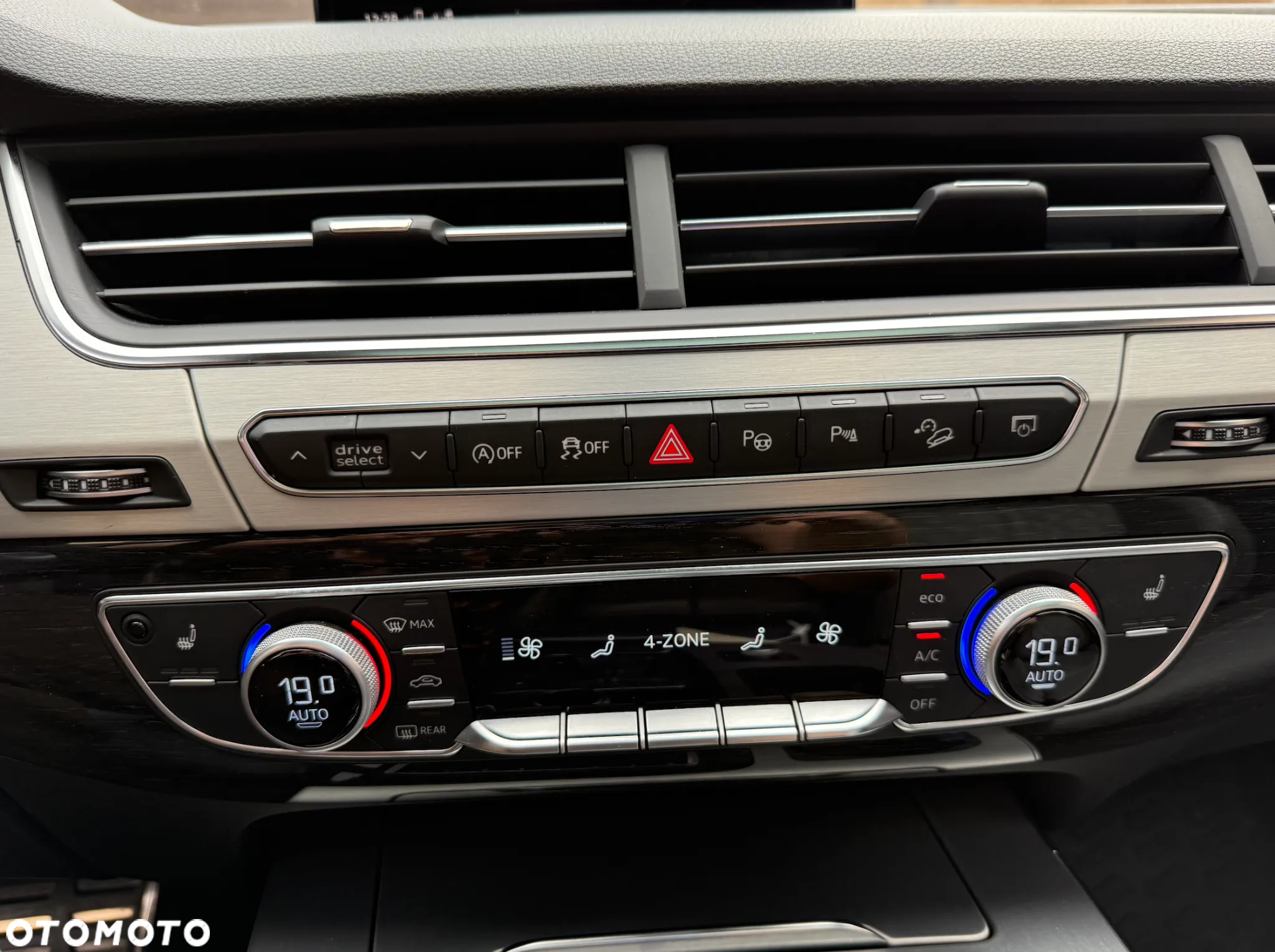 Audi SQ7 4.0 TDI Quattro Tiptronic - 17
