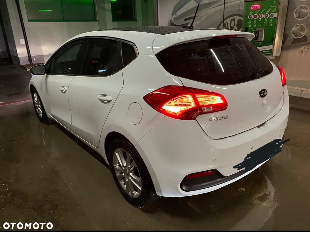 Kia Ceed 1.6 CRDi Business Line - 6