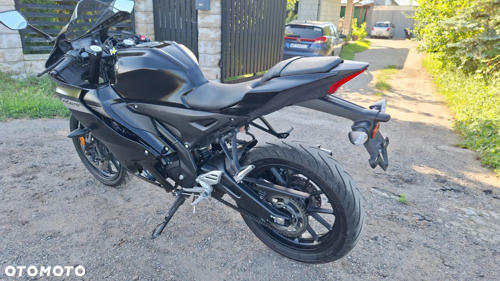 Yamaha YZF - 7