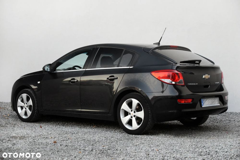 Chevrolet Cruze 1.8 LT - 4