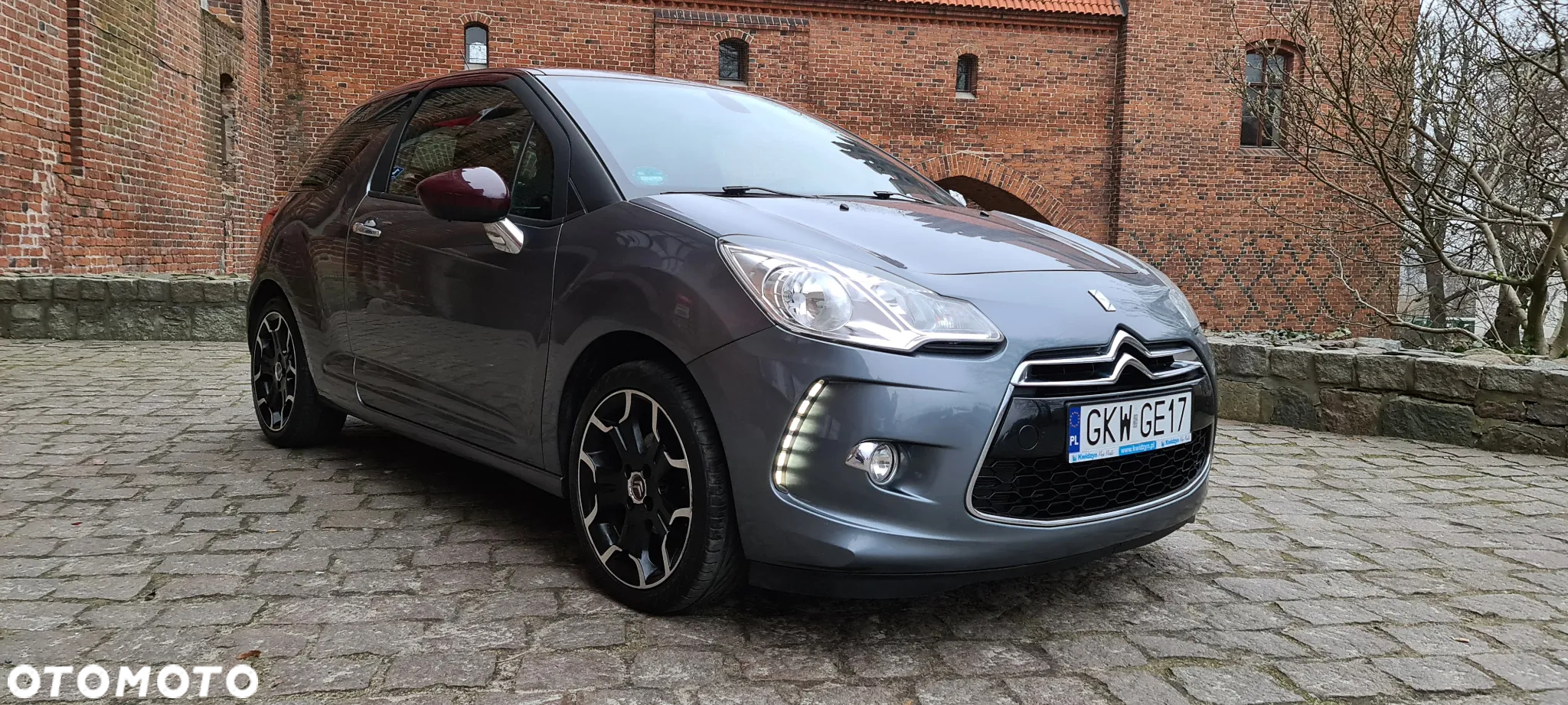 Citroën DS3 VTi 120 SoChic - 11