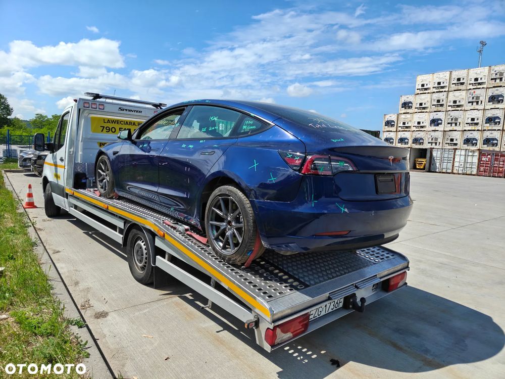 Tesla Model 3 RWD - 20