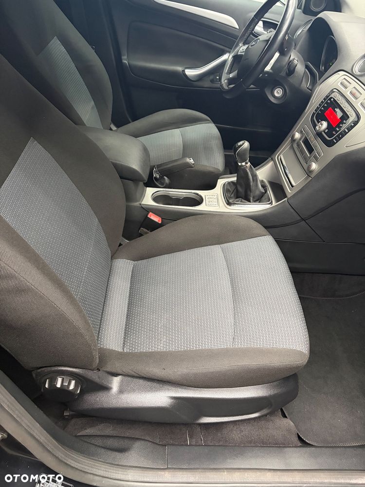 Ford Mondeo 1.6 Ti-VCT Trend - 33