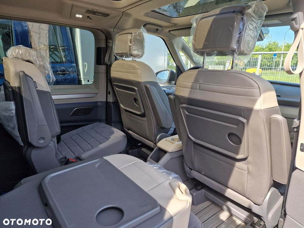 Volkswagen Multivan - 27