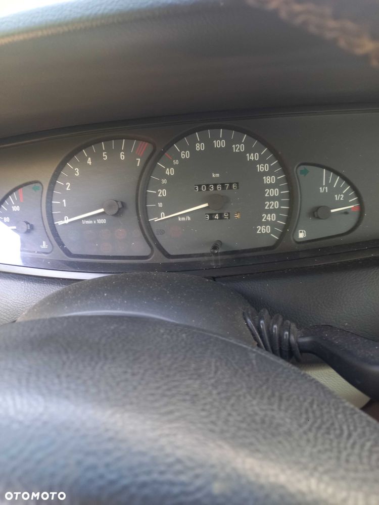 Opel Omega - 8