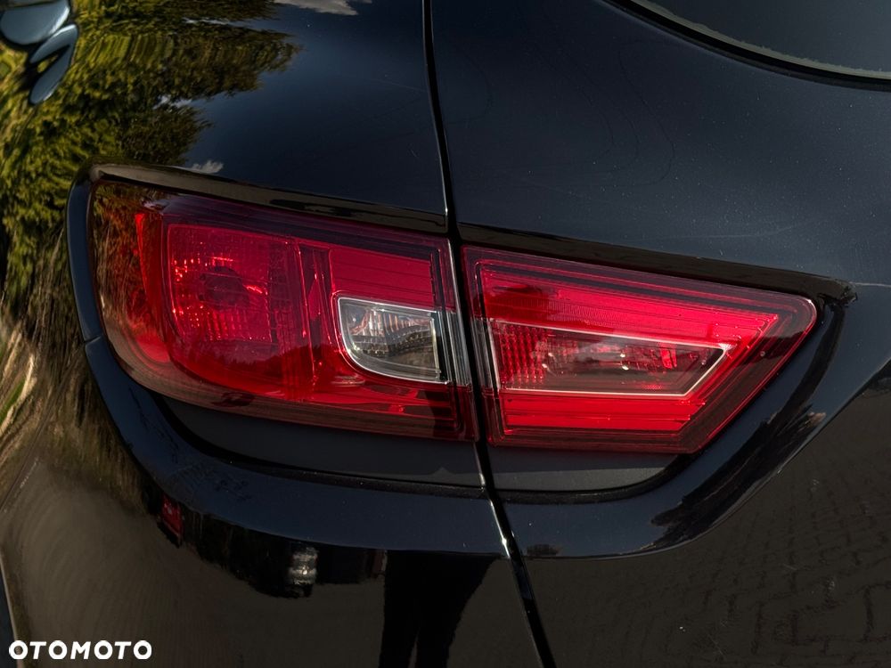 Renault Clio 1.2 16V Life - 10