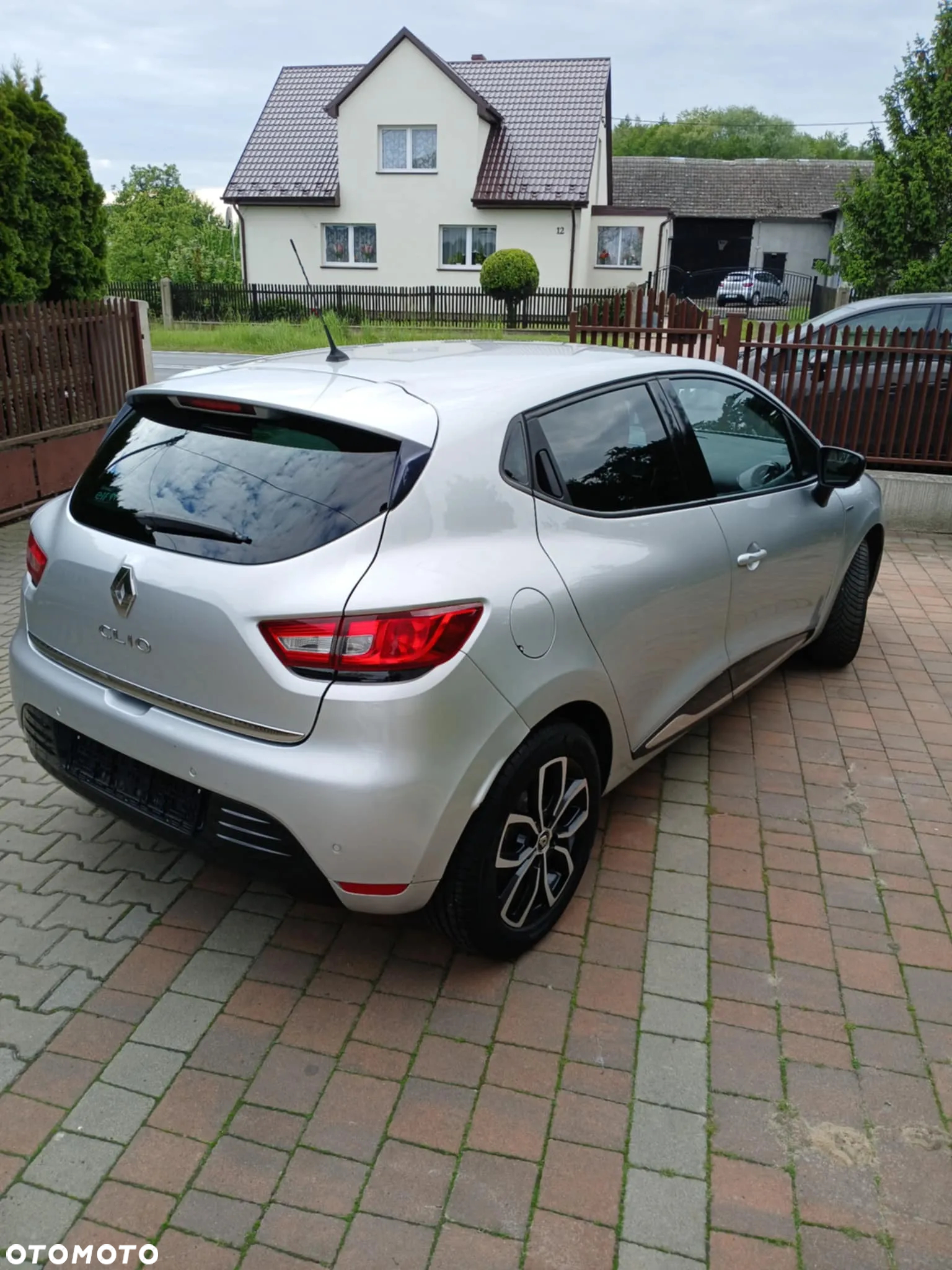 Renault Clio dCi 90 Limited - 4