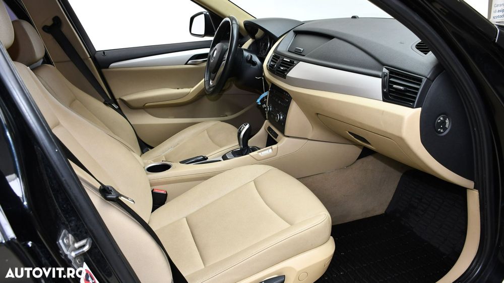 BMW X1 xDrive18d Aut. Sport Line - 9