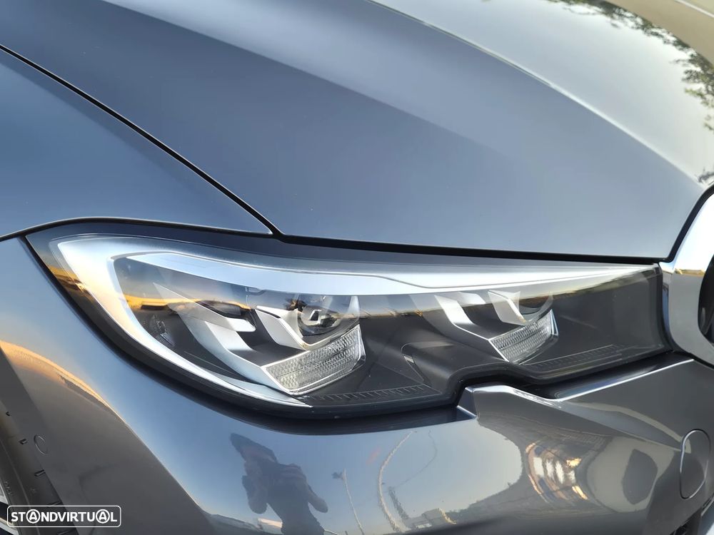 BMW 320 d Pack M Auto - 12