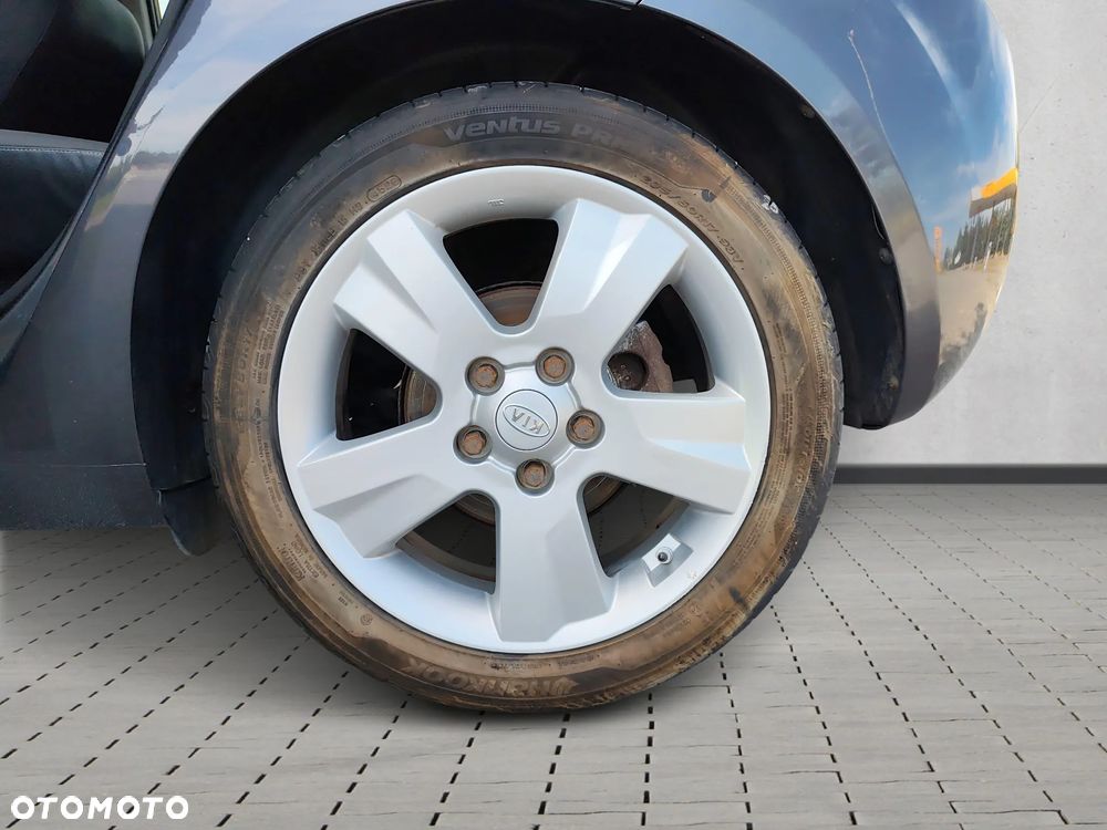 Kia Venga 1.6 CVVT Mind - 19