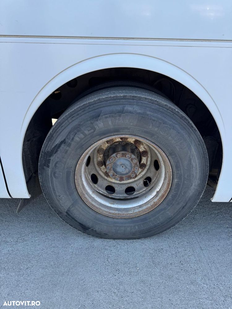 Mercedes-Benz INTOURO - 19