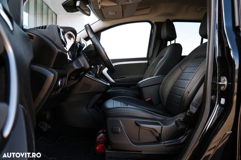 Mercedes-Benz EQT - 19