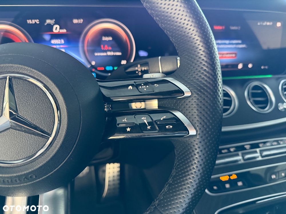 Mercedes-Benz Klasa E 220 d AMG - 26