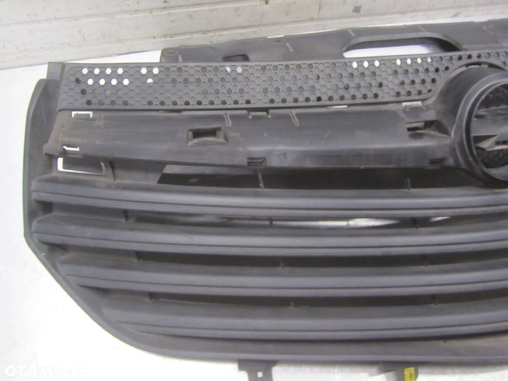 Grill Atrapa Opel Vivaro 2014r - 3