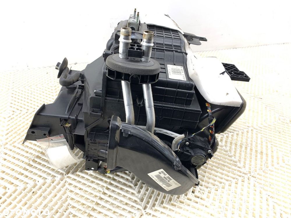 NAGRZEWNICA KOMPLETNA KOMBAJN  PEUGEOT 3008 nadwozie wielkoprzestrzenne (MPV) (0U_) 2009 - 2017 2.0 - 2