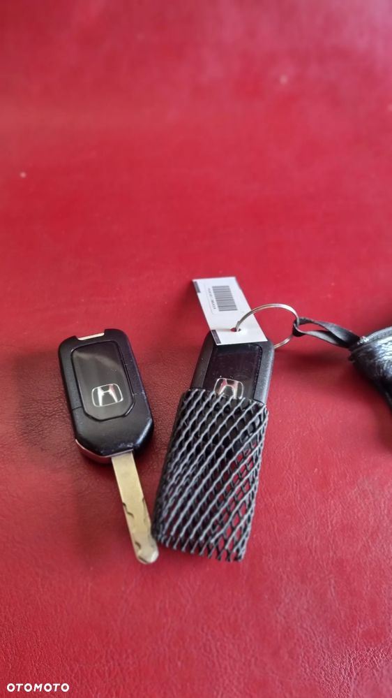 Honda Civic 1.8 i-VTEC Sport - 11