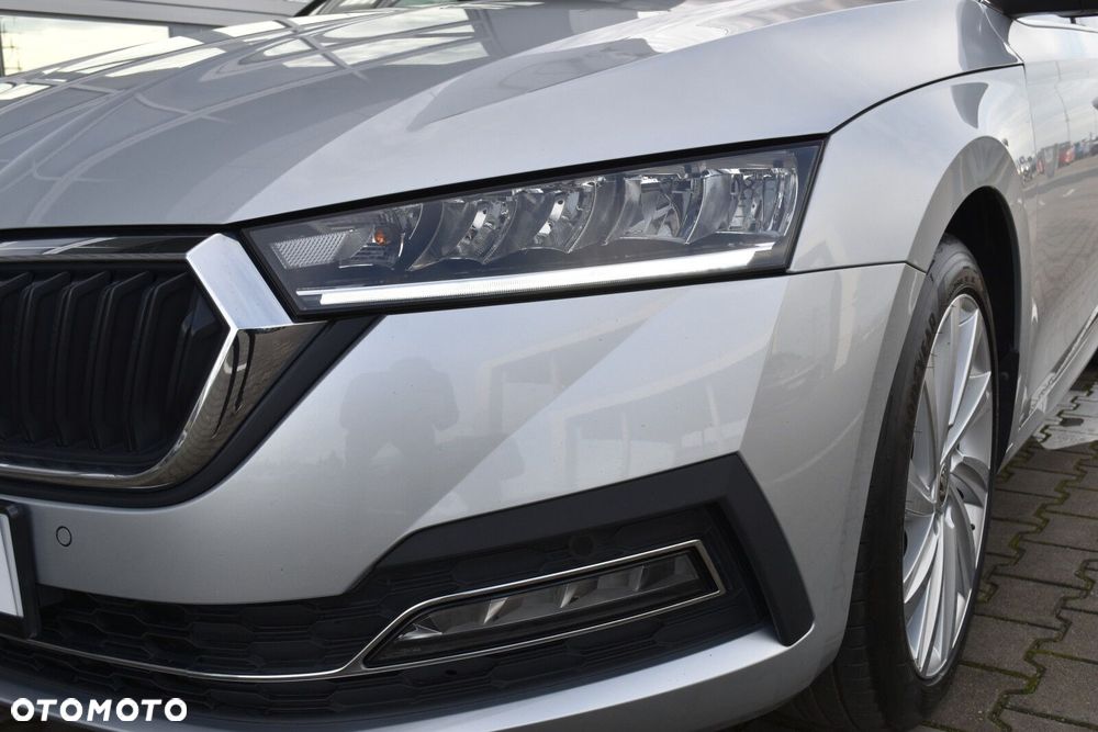 Skoda Octavia 2.0 TDI Style DSG - 39