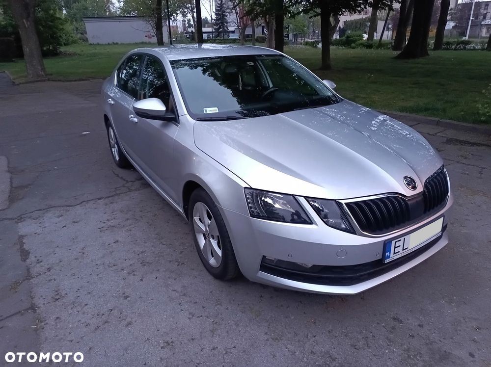 Skoda Octavia 1.6 TDI Ambition - 2