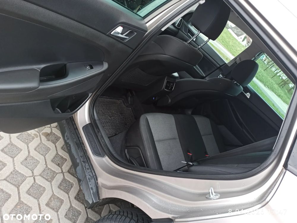 Hyundai Tucson 1.6 GDI BlueDrive Comfort 2WD - 2