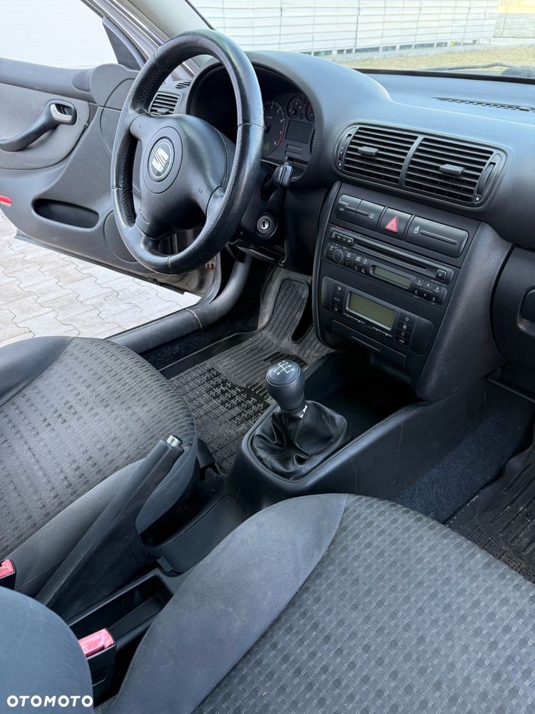 Seat Toledo 1.6 Stella - 28