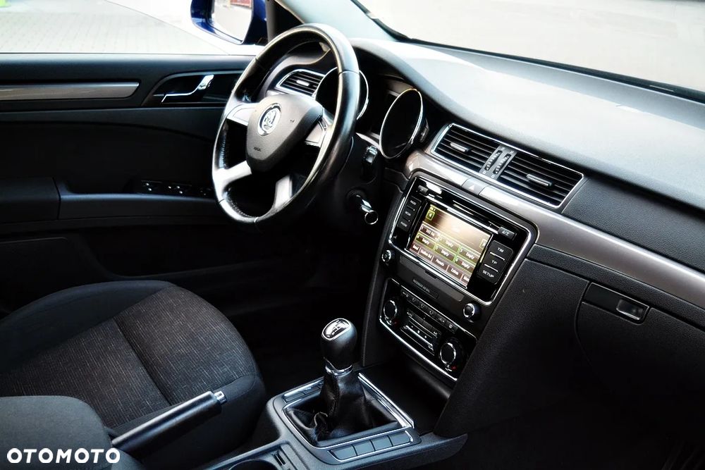 Skoda Superb 1.6 TDI Active - 6