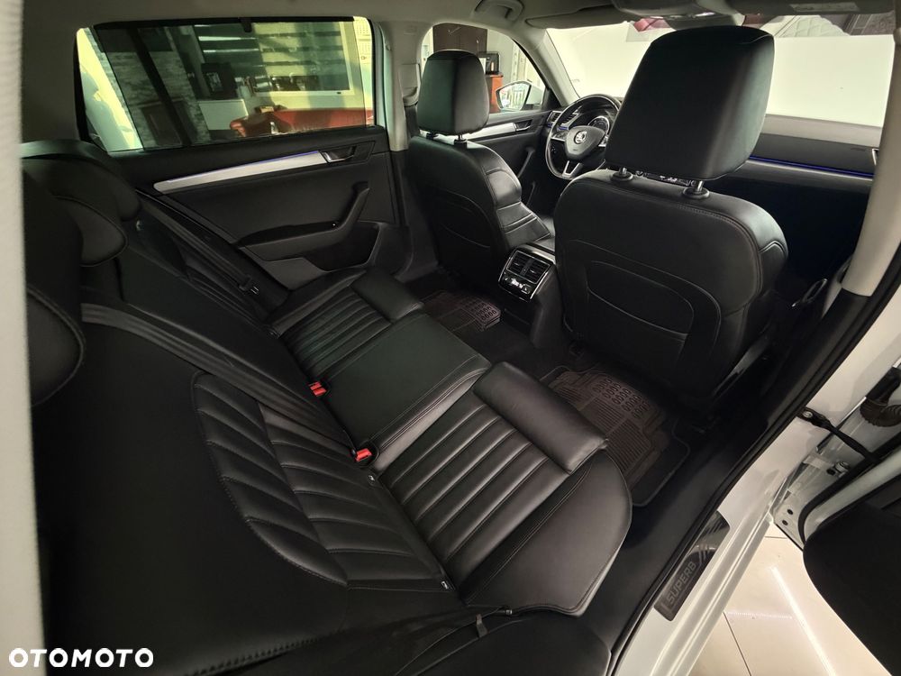 Skoda Superb 1.6 TDI DSG Active - 6