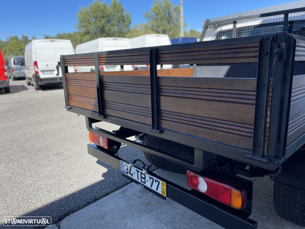 Toyota Hilux 2.4 D-4D 4X2 - 22