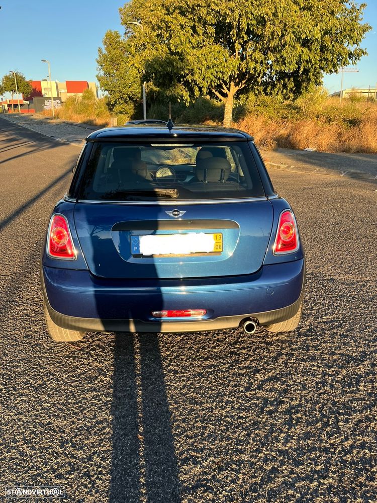 MINI 3 Portas One D - 4