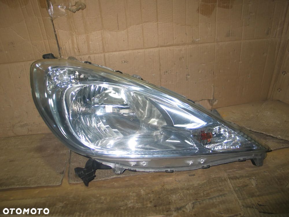 Lampa przod honda jazz 3 III lift 11-15r.  oryginal europa - 1
