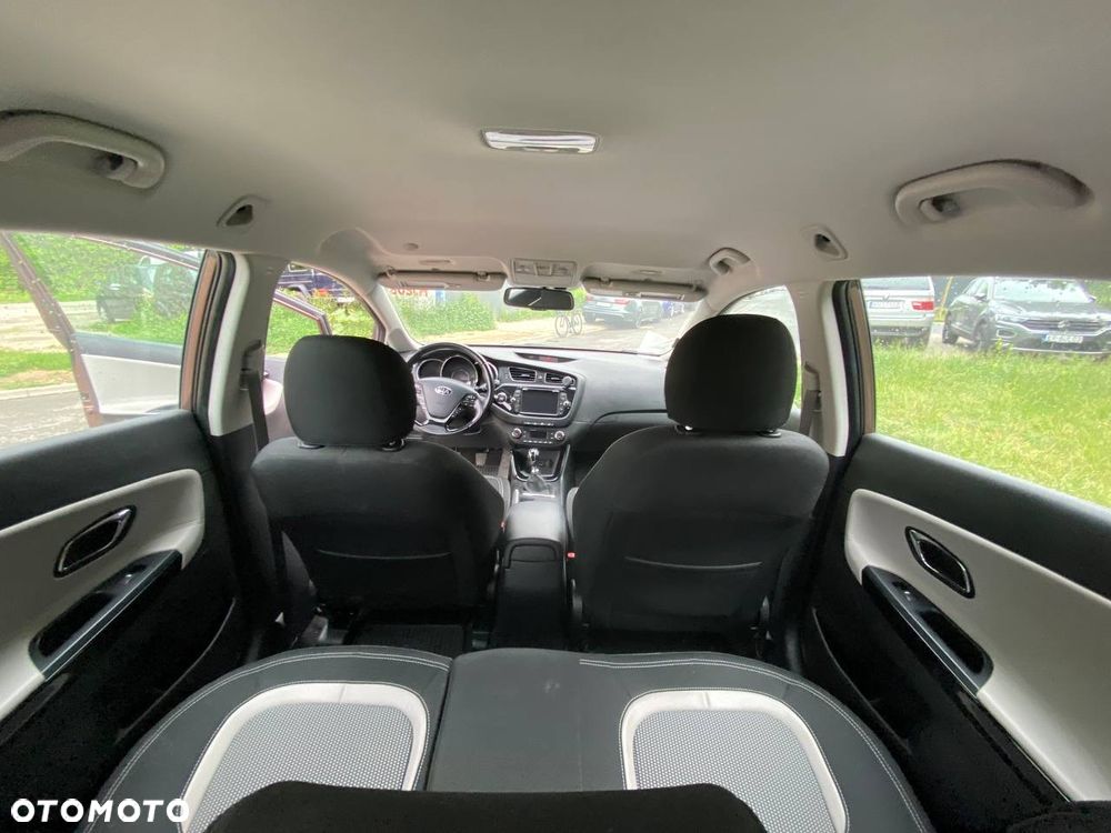 Kia Ceed 1.6 CRDi 128 Platinum Edition - 7