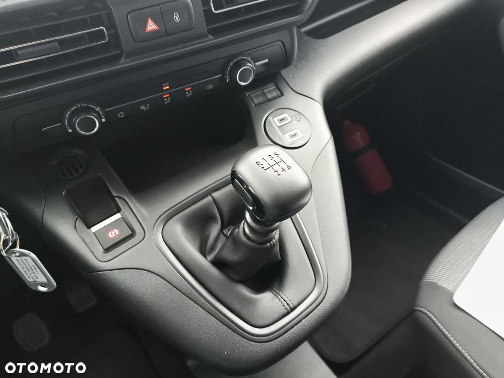 Toyota Proace City Verso Long 1.5 D-4D Business - 20
