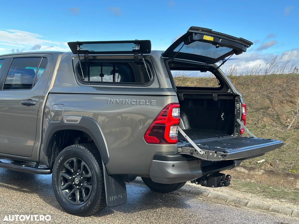 Toyota Hilux 2.8D 204CP 4x4 Double Cab AT Invincible Color Edition - 19