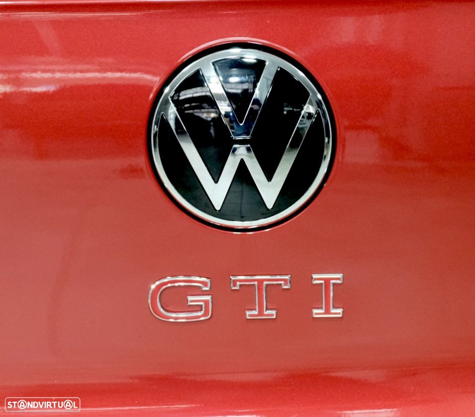 VW Golf 2.0 TSI GTI DSG - 11