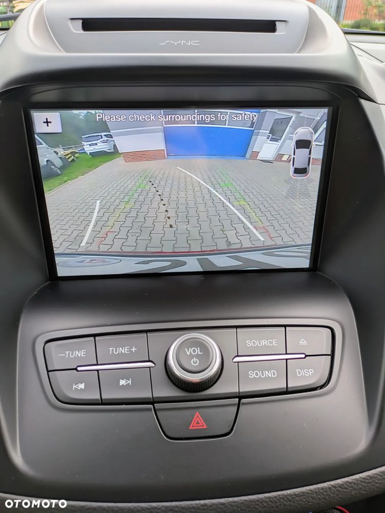 Ford Kuga 1.5 EcoBoost 2x4 ST-Line - 32