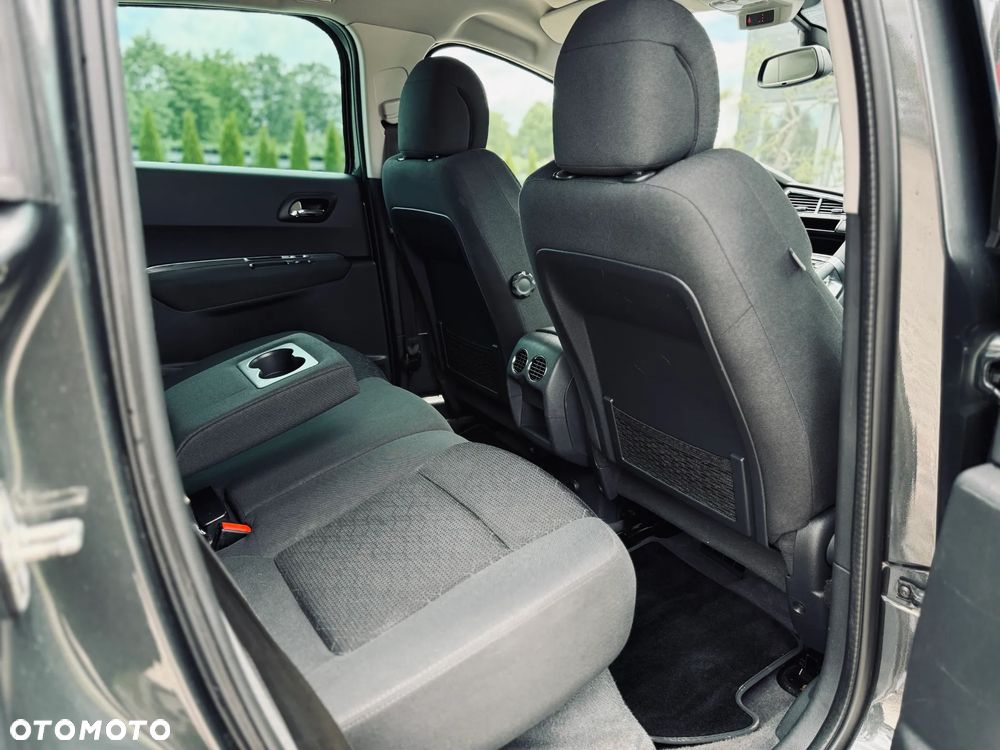 Peugeot 3008 Hybrid4 - 19