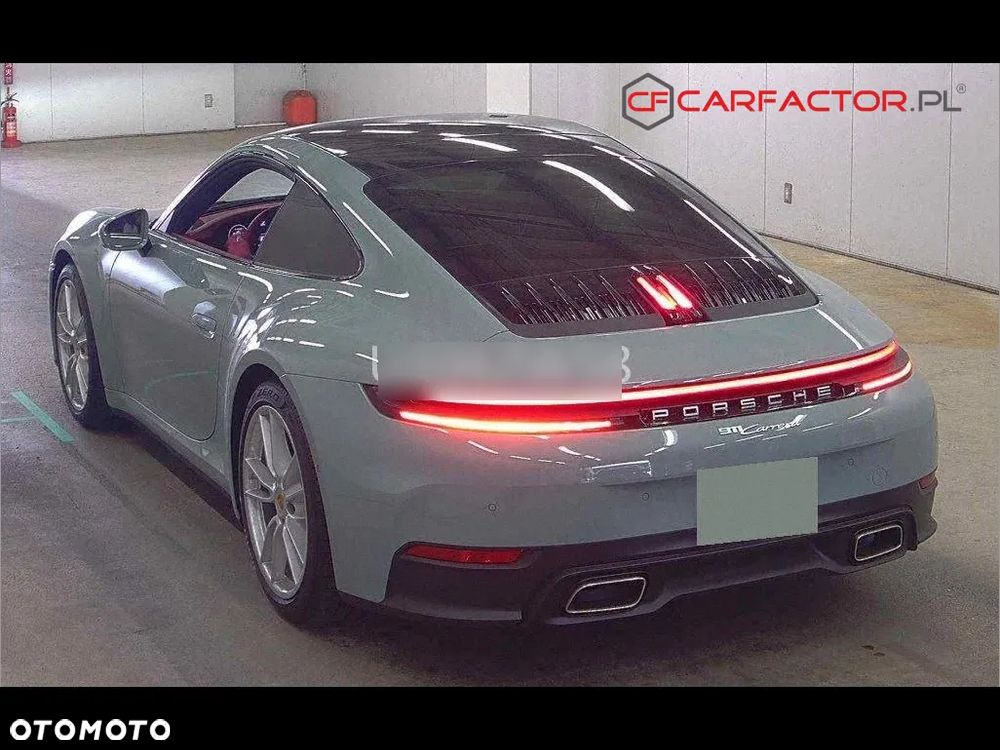 Porsche 911 Carrera PDK - 2