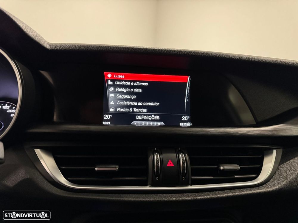 Alfa Romeo Stelvio 2.2 D Super AT8 - 42